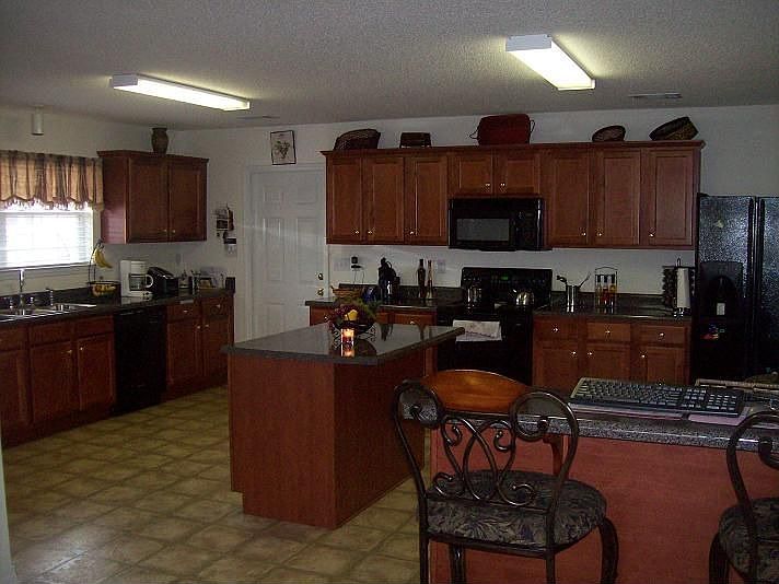 2nd image of 15805 S Fork Dr