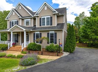 2236 Thorncrag Ln, Midlothian, VA 23112