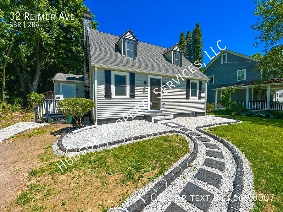 1st image of 32 Reimer Ave