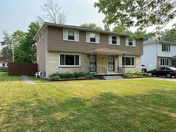 2nd image of 83 Glenhaven Dr