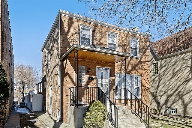 1st image of 2838 W Summerdale Ave