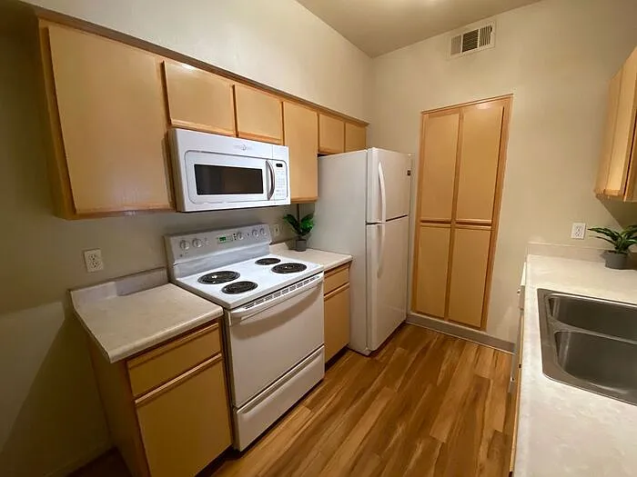 6850 Sharlands Ave #Q1096 — Photo 9