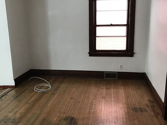 3rd image of 63 Comstock Ave