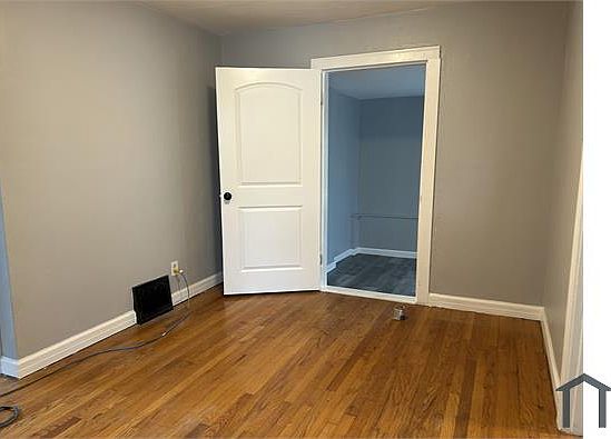 5th image of 576 Cosie Dr