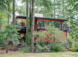 4482 Emily Carr Dr, Saanich, BC V8X 2N6