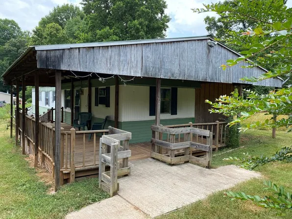290 Iotla Valley Park Rd, Franklin, NC 28734