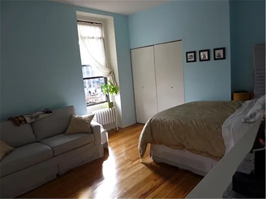 Rented by Buchbinder & Warren | media 58