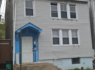 192 Mill St, Paterson, NJ 07501