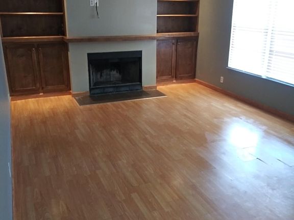 2nd image of 1508 W Grand Ave