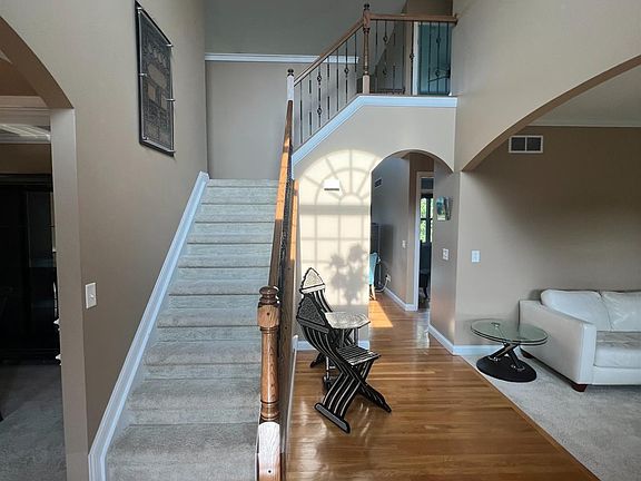2nd image of 6786 Corkwood Knl