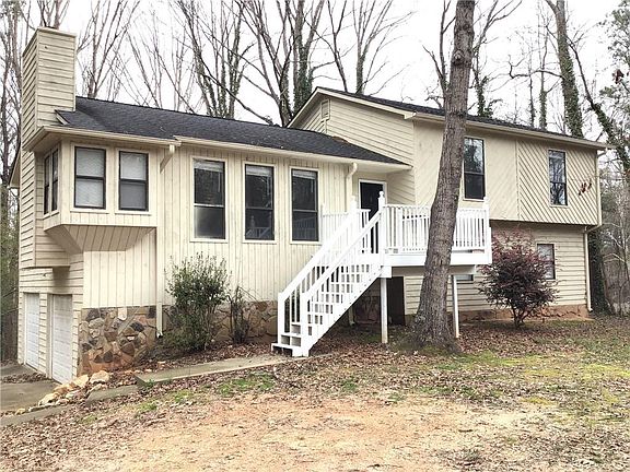 2nd image of 4527 Hickory Grove Dr