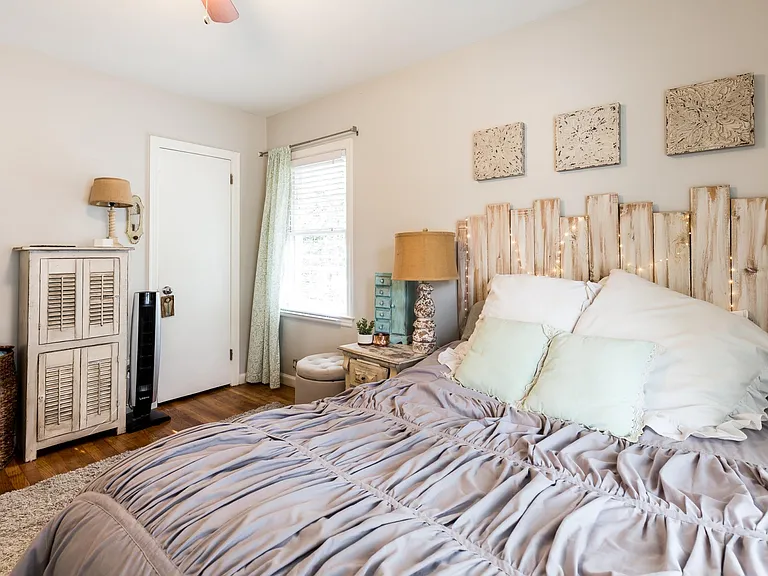 2091 Howell Mill Rd NW — Photo 19