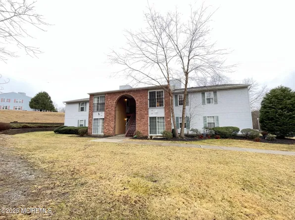 128 Mill Ln, Tinton Falls, NJ 07753