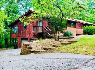 2071 Davis Dr, High Ridge, MO 63049