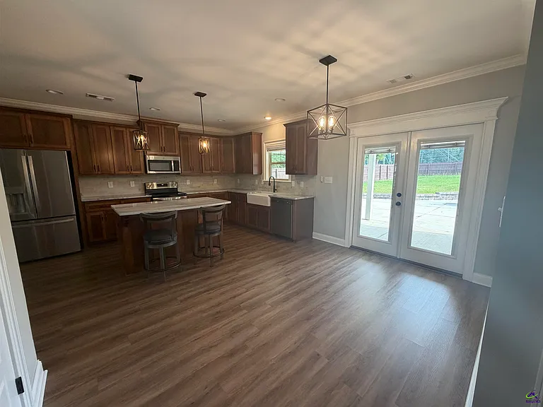 521 Edgarton Way — Photo 8