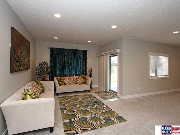 4th image of 9722 Andre Cir