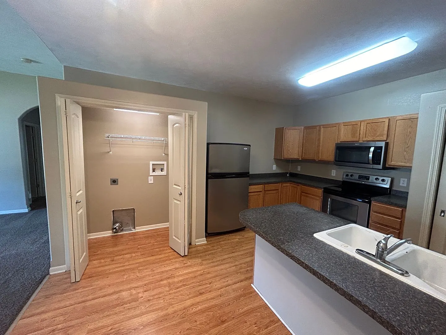 6920 N 15th Unit B — Photo 4