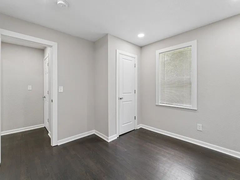 1314 S Emery St — Photo 5