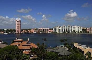 2nd image of 600 S Ocean Blvd APT 1004