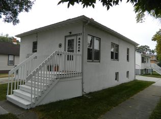 522 1/2 N 14th St, Bismarck, ND 58501
