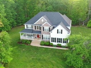 77 River Ridge Ln, Fredericksburg, VA 22406