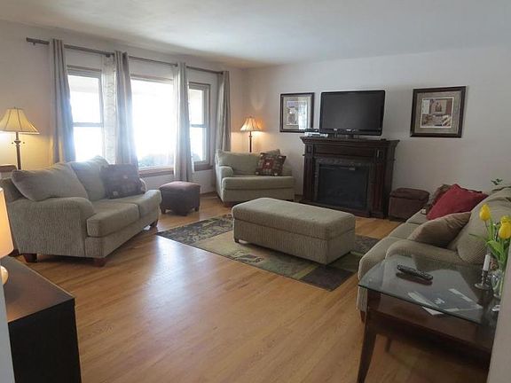 5th image of 12027 W Diane Dr