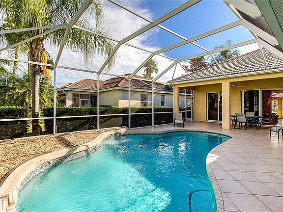 3rd image of 2665 Royal Palm Dr