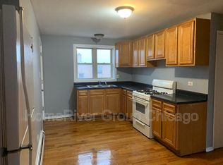 2747 W 59th St APT 3C, Chicago, IL 60629