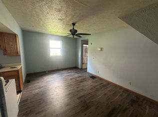 800 N 6th 1/2 St APT 3, Terre Haute, IN 47807