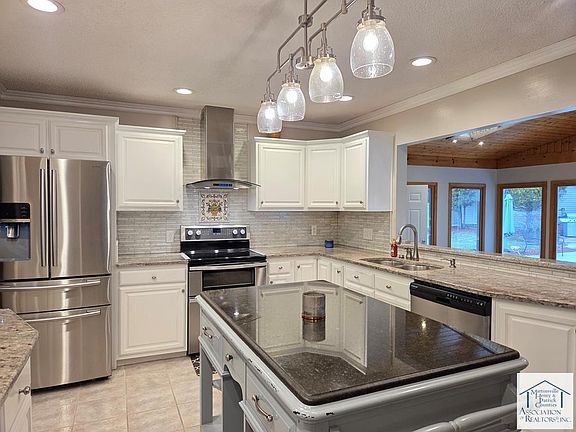 5th image of 149 Sedgefield Dr
