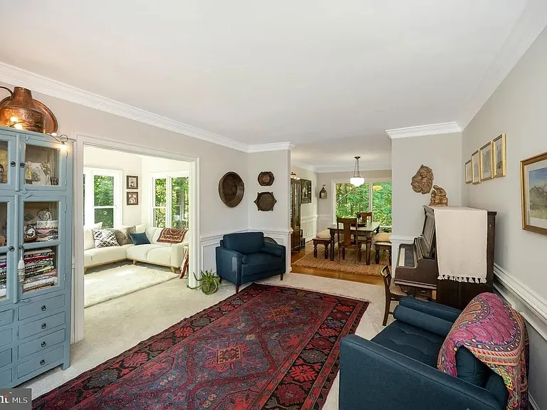2 English Hills Dr — Photo 23
