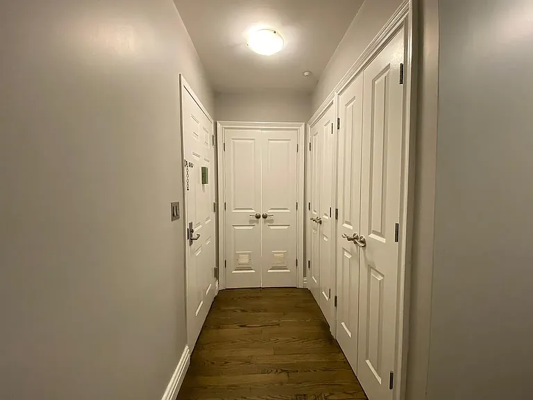 212 Bennett Ave #3E — Photo 15