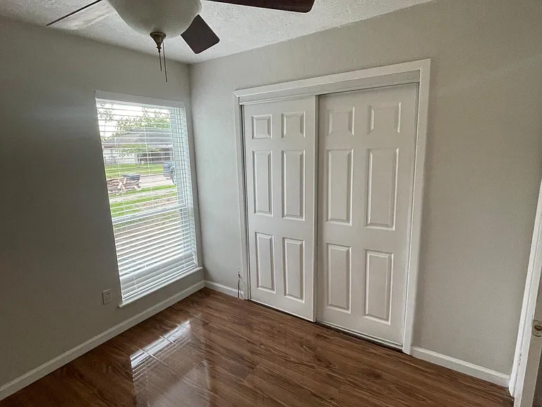 11939 Flushing Meadows Dr — Photo 15
