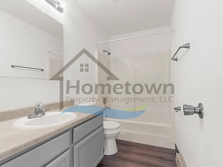 1205-C5 W Emma Ave #C5 — Photo 2