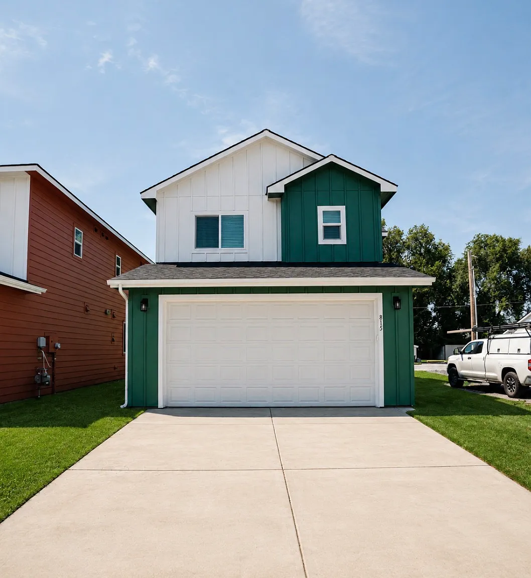 3 bed, 2.5 bath, 1634 sqft, $2,595 — Photo 1