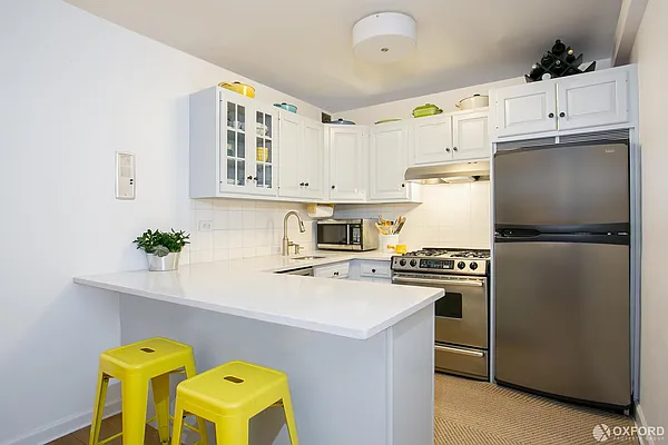 Sold by Oxford Property Group | media 14