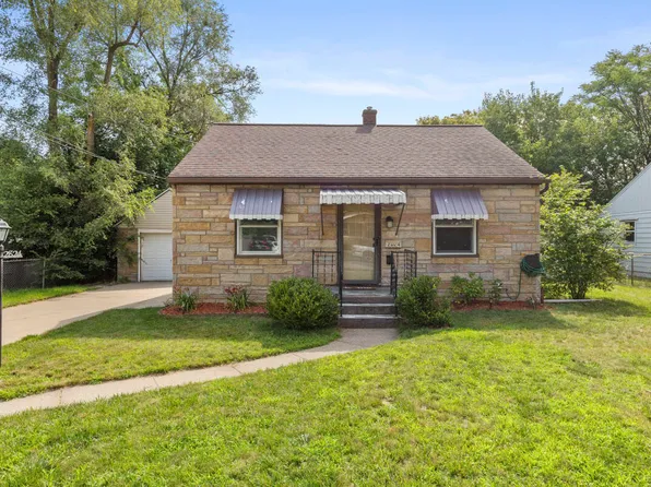 2824 Charlesgate Ave SW, Wyoming, MI 49509