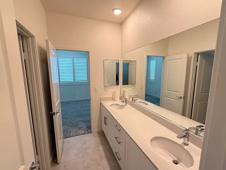 2622 E Scarlett Ln — Photo 30