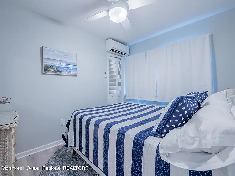 4 Washington Ave #4 — Photo 12