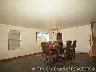4th image of 5575 N Fairview Dr