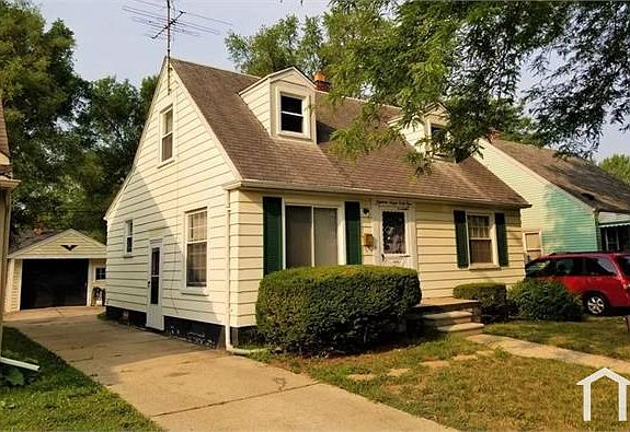 1st image of 18744 Kenosha St