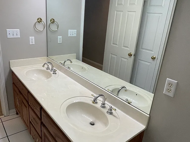 1472 Wind Ridge Ave — Photo 27