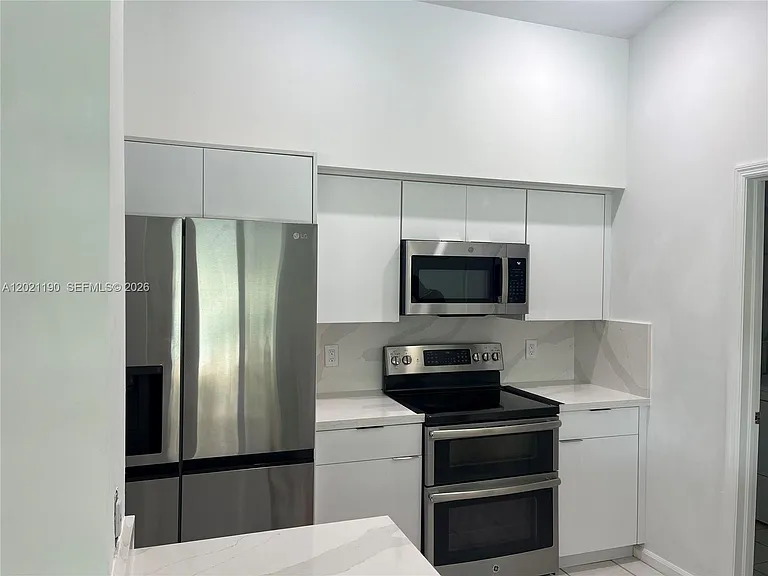 814 Heron Rd — Photo 14