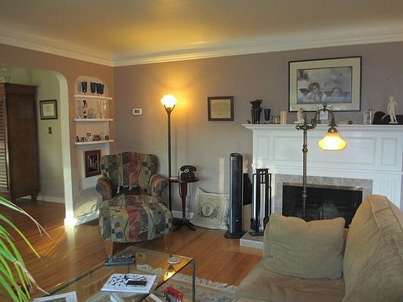 4th image of 895 Valle Vista Ave