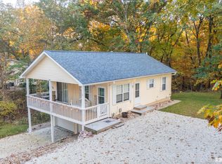 1129 Lakeview Rd S, Dahinda, IL 61428