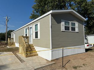 26 Honeysuckle Ln, Belton, MO 64012