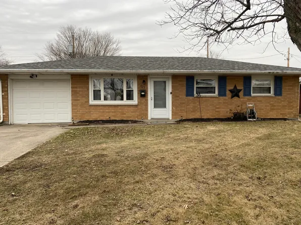 703 S Sunset Dr, Piqua, OH 45356