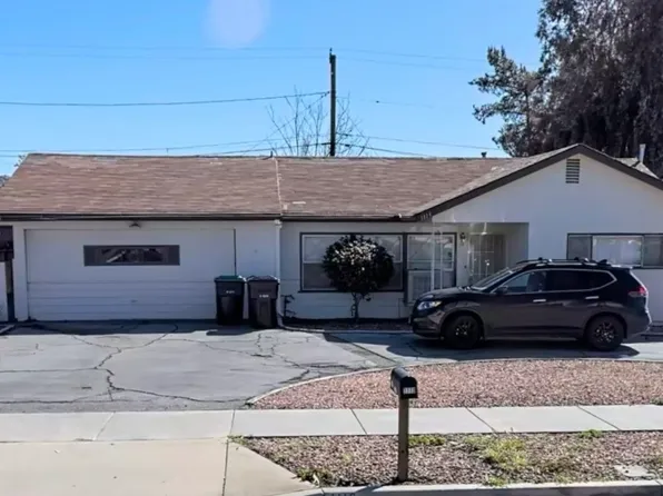 1113 E Acacia Ave, Hemet, CA 92543