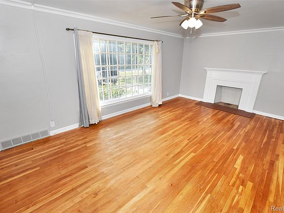 4th image of 2332 Nolen Dr