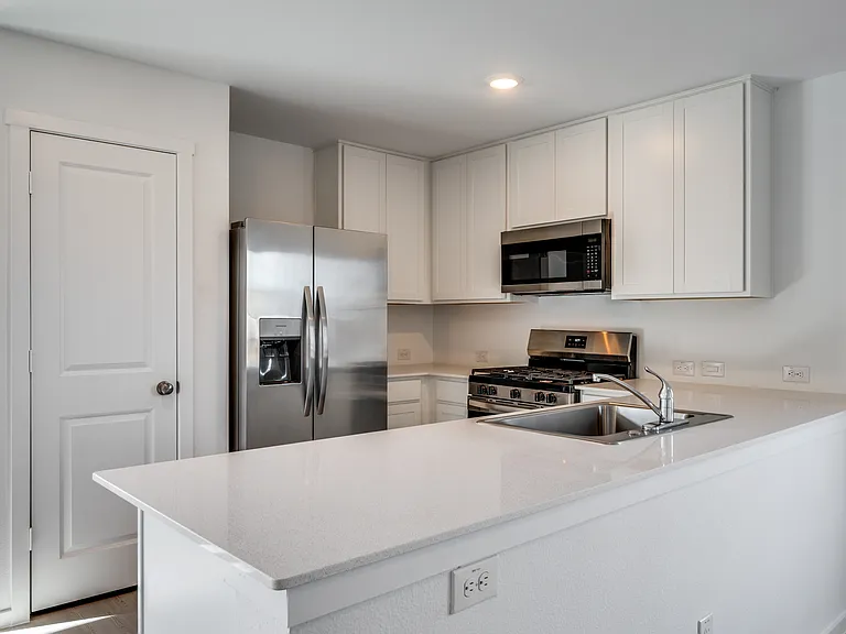 3145 Burmese St — Photo 9
